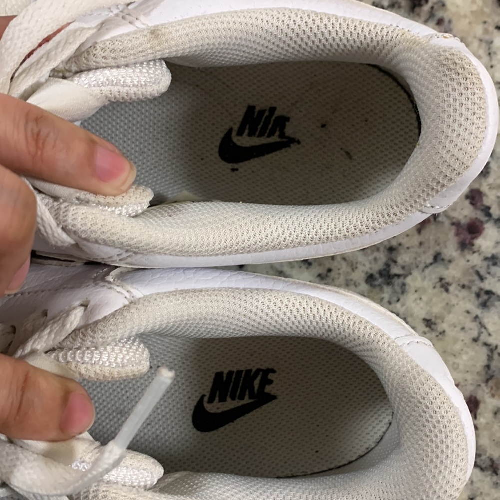 Nike woman shoes - Picture 3 of 6